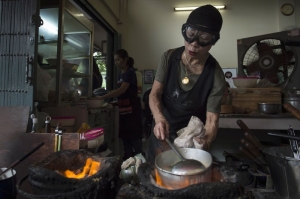 Bangkok’s Michelin star icon Jay Fai denies retirement rumours — crab omelettes to keep rolling