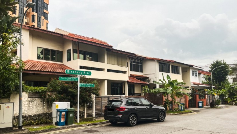 Touring an affordable yet convenient freehold landed estate opposite Bishan MRT station (from $4.2m)