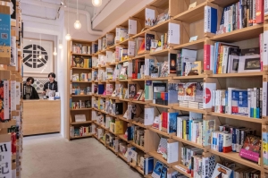 Japan’s shelf-sharing bookstores bring back book browsing in the digital age, fuelling revival amid closures