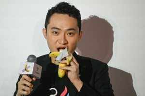 ‘It’s really quite good’: Crypto boss calls US$6.2m banana art ‘iconic’ before eating fruit at Hong Kong press event (VIDEO)