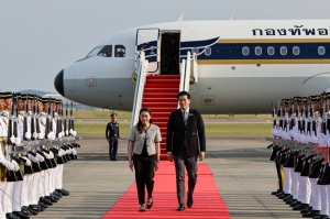 Thai PM Paetongtarn arrives for first Malaysia visit, focusing on border and trade cooperation